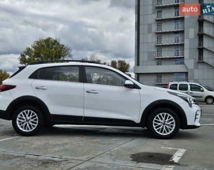 Білий Кіа Rio X-Line, об'ємом двигуна 1.59 л та пробігом 87 тис. км за 17500 $, фото 22 на Automoto.ua