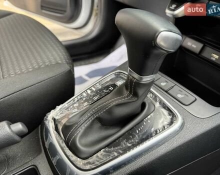 Белый Киа Rio X-Line, объемом двигателя 1.6 л и пробегом 6 тыс. км за 19900 $, фото 46 на Automoto.ua