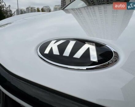 Белый Киа Rio X-Line, объемом двигателя 1.6 л и пробегом 6 тыс. км за 19900 $, фото 65 на Automoto.ua