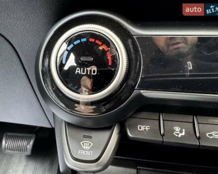 Белый Киа Rio X-Line, объемом двигателя 1.6 л и пробегом 6 тыс. км за 19900 $, фото 31 на Automoto.ua