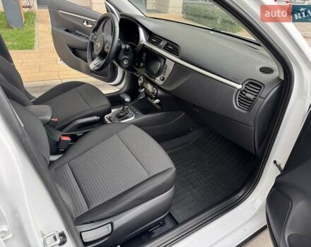 Белый Киа Rio X-Line, объемом двигателя 1.6 л и пробегом 6 тыс. км за 19900 $, фото 54 на Automoto.ua