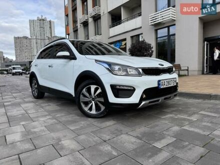Белый Киа Rio X-Line, объемом двигателя 1.59 л и пробегом 36 тыс. км за 16500 $, фото 1 на Automoto.ua