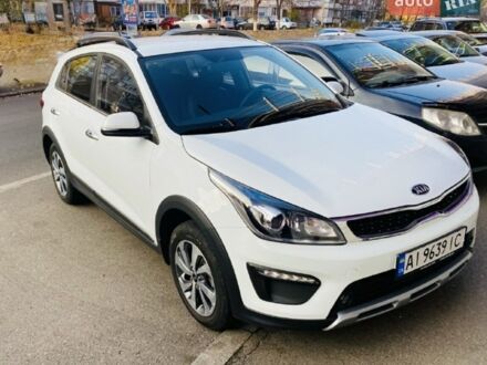 Белый Киа Rio X-Line, объемом двигателя 1.6 л и пробегом 68 тыс. км за 18500 $, фото 1 на Automoto.ua
