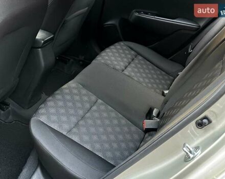 Бежевый Киа Rio X-Line, объемом двигателя 1.6 л и пробегом 39 тыс. км за 16800 $, фото 70 на Automoto.ua