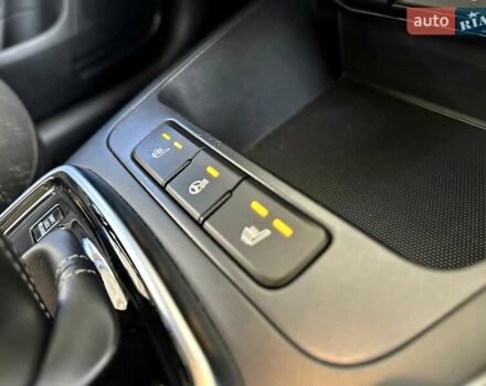 Бежевый Киа Rio X-Line, объемом двигателя 1.6 л и пробегом 39 тыс. км за 16800 $, фото 53 на Automoto.ua