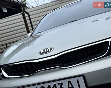 Бежевый Киа Rio X-Line, объемом двигателя 1.6 л и пробегом 39 тыс. км за 16800 $, фото 8 на Automoto.ua