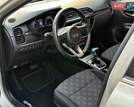 Бежевый Киа Rio X-Line, объемом двигателя 1.6 л и пробегом 39 тыс. км за 16800 $, фото 45 на Automoto.ua