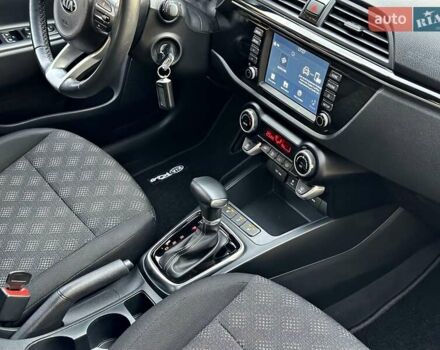 Бежевый Киа Rio X-Line, объемом двигателя 1.6 л и пробегом 39 тыс. км за 16800 $, фото 56 на Automoto.ua