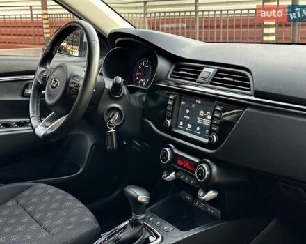 Бежевый Киа Rio X-Line, объемом двигателя 1.6 л и пробегом 39 тыс. км за 16800 $, фото 47 на Automoto.ua