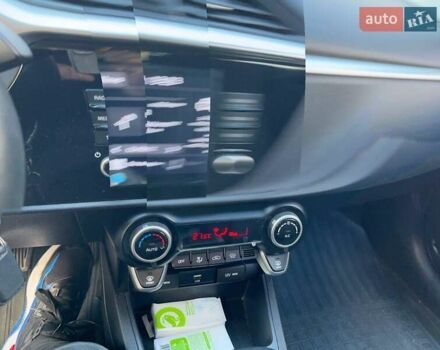 Черный Киа Rio X-Line, объемом двигателя 1.59 л и пробегом 50 тыс. км за 17600 $, фото 4 на Automoto.ua