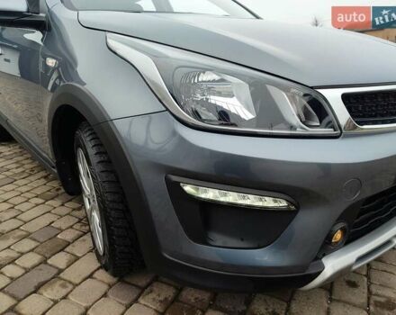 Серый Киа Rio X-Line, объемом двигателя 1.59 л и пробегом 22 тыс. км за 12950 $, фото 4 на Automoto.ua