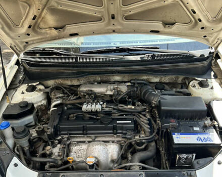 Білий Кіа Ріо, об'ємом двигуна 1.4 л та пробігом 121 тис. км за 4850 $, фото 11 на Automoto.ua