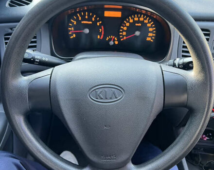 Білий Кіа Ріо, об'ємом двигуна 1.4 л та пробігом 121 тис. км за 4850 $, фото 17 на Automoto.ua