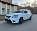 Белый Киа Рио, объемом двигателя 1.4 л и пробегом 152 тыс. км за 4500 $, фото 1 на Automoto.ua