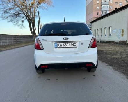 Белый Киа Рио, объемом двигателя 1.4 л и пробегом 152 тыс. км за 4500 $, фото 6 на Automoto.ua