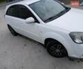 Білий Кіа Ріо, об'ємом двигуна 1.4 л та пробігом 148 тис. км за 4600 $, фото 3 на Automoto.ua