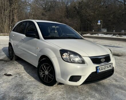 Белый Киа Рио, объемом двигателя 1.4 л и пробегом 150 тыс. км за 4900 $, фото 21 на Automoto.ua