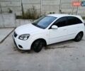 Білий Кіа Ріо, об'ємом двигуна 1.4 л та пробігом 148 тис. км за 4600 $, фото 1 на Automoto.ua