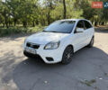Белый Киа Рио, объемом двигателя 1.4 л и пробегом 199 тыс. км за 5100 $, фото 10 на Automoto.ua