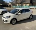 Белый Киа Рио, объемом двигателя 1.12 л и пробегом 203 тыс. км за 6300 $, фото 4 на Automoto.ua