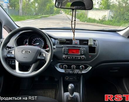 Білий Кіа Ріо, об'ємом двигуна 1.1 л та пробігом 212 тис. км за 5800 $, фото 13 на Automoto.ua