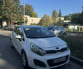 Белый Киа Рио, объемом двигателя 1.25 л и пробегом 172 тыс. км за 5999 $, фото 1 на Automoto.ua