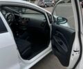 Белый Киа Рио, объемом двигателя 1.1 л и пробегом 215 тыс. км за 5650 $, фото 10 на Automoto.ua