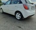 Білий Кіа Ріо, об'ємом двигуна 1.4 л та пробігом 120 тис. км за 6100 $, фото 2 на Automoto.ua