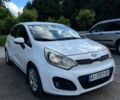 Белый Киа Рио, объемом двигателя 1.1 л и пробегом 212 тыс. км за 5800 $, фото 8 на Automoto.ua