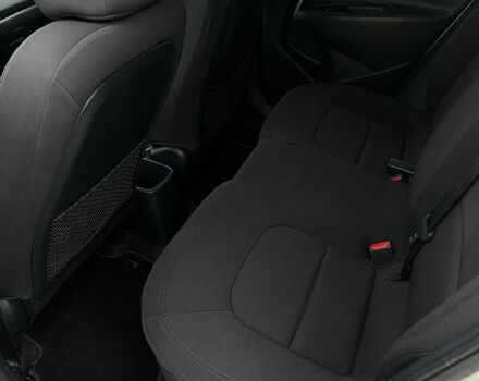 Белый Киа Рио, объемом двигателя 1.1 л и пробегом 215 тыс. км за 5650 $, фото 4 на Automoto.ua