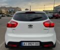 Белый Киа Рио, объемом двигателя 1.1 л и пробегом 215 тыс. км за 5650 $, фото 7 на Automoto.ua