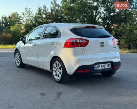 Білий Кіа Ріо, об'ємом двигуна 1.25 л та пробігом 128 тис. км за 6500 $, фото 4 на Automoto.ua