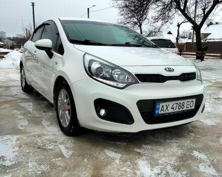 Белый Киа Рио, объемом двигателя 1.2 л и пробегом 165 тыс. км за 7300 $, фото 6 на Automoto.ua