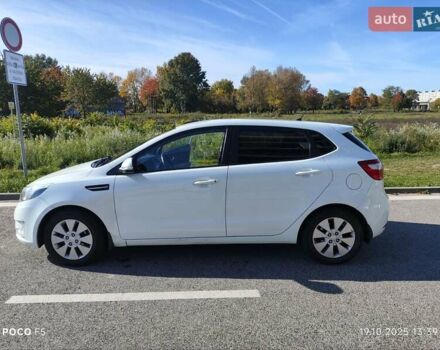 Белый Киа Рио, объемом двигателя 1.6 л и пробегом 114 тыс. км за 8300 $, фото 14 на Automoto.ua