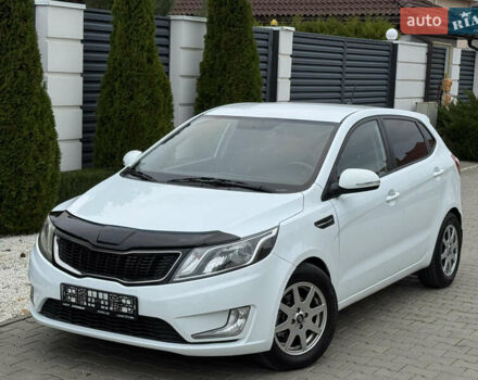 Білий Кіа Ріо, об'ємом двигуна 1.59 л та пробігом 163 тис. км за 8200 $, фото 2 на Automoto.ua