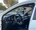 Білий Кіа Ріо, об'ємом двигуна 1.4 л та пробігом 330 тис. км за 3800 $, фото 10 на Automoto.ua