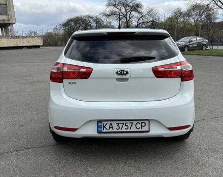 Білий Кіа Ріо, об'ємом двигуна 1.6 л та пробігом 196 тис. км за 7500 $, фото 6 на Automoto.ua