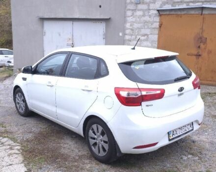 Білий Кіа Ріо, об'ємом двигуна 1.59 л та пробігом 296 тис. км за 5500 $, фото 2 на Automoto.ua