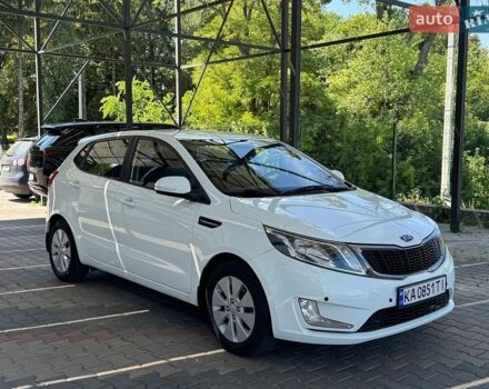 Белый Киа Рио, объемом двигателя 1.6 л и пробегом 138 тыс. км за 9500 $, фото 2 на Automoto.ua