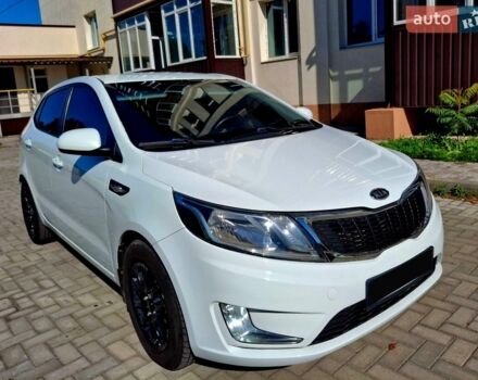 Білий Кіа Ріо, об'ємом двигуна 1.6 л та пробігом 185 тис. км за 7899 $, фото 2 на Automoto.ua