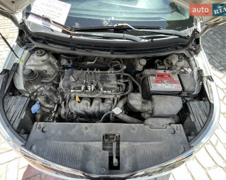 Белый Киа Рио, объемом двигателя 1.4 л и пробегом 279 тыс. км за 7200 $, фото 19 на Automoto.ua