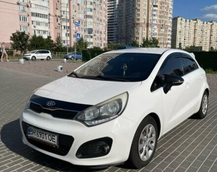 Белый Киа Рио, объемом двигателя 1.4 л и пробегом 278 тыс. км за 7200 $, фото 8 на Automoto.ua