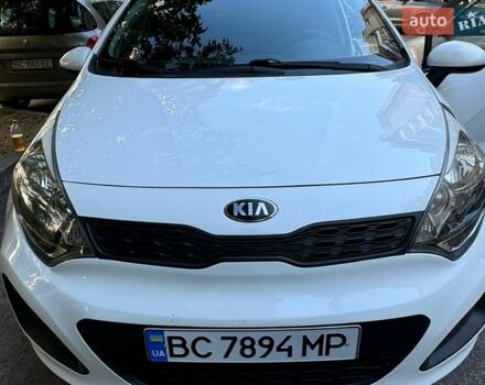 Белый Киа Рио, объемом двигателя 1.25 л и пробегом 144 тыс. км за 7000 $, фото 9 на Automoto.ua