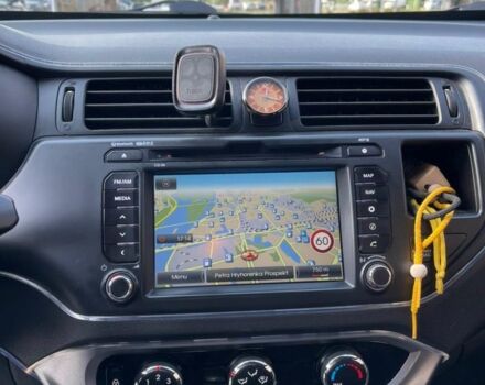 Белый Киа Рио, объемом двигателя 1.4 л и пробегом 278 тыс. км за 7200 $, фото 12 на Automoto.ua