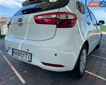 Белый Киа Рио, объемом двигателя 1.6 л и пробегом 138 тыс. км за 9500 $, фото 8 на Automoto.ua