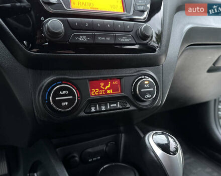 Білий Кіа Ріо, об'ємом двигуна 1.59 л та пробігом 163 тис. км за 8200 $, фото 46 на Automoto.ua