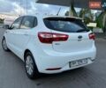 Белый Киа Рио, объемом двигателя 1.59 л и пробегом 28 тыс. км за 10000 $, фото 6 на Automoto.ua
