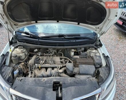 Белый Киа Рио, объемом двигателя 1.6 л и пробегом 173 тыс. км за 7499 $, фото 23 на Automoto.ua