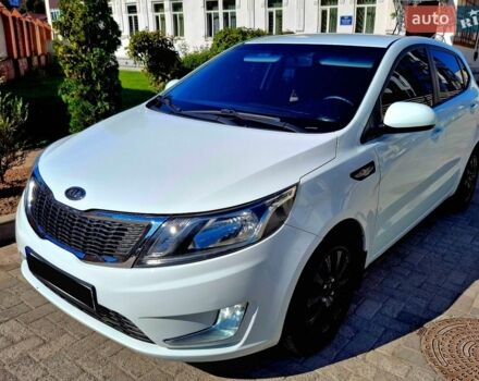 Білий Кіа Ріо, об'ємом двигуна 1.6 л та пробігом 185 тис. км за 7899 $, фото 9 на Automoto.ua
