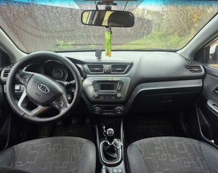 Киа Рио 2012 в Броварах на Automoto.ua Белый Киа Рио, объемом двигателя 1.6 л и пробегом 288 тыс. км за 5300 $, фото 2 на Automoto.ua